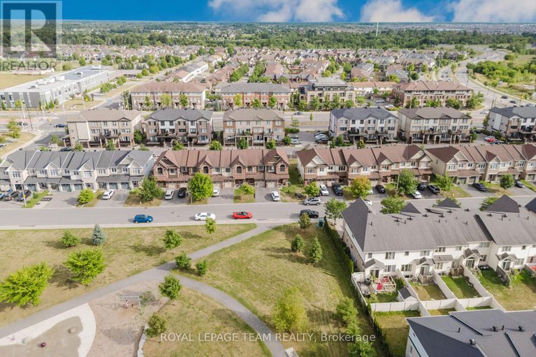 28687111/121-mancini-way/strandherd/ottawa/ontario/K2J5X3_36