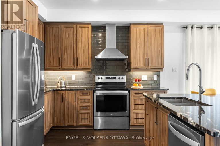 28296597/606-mikinak-road/cfb-rockcliffe-and-area/ottawa/ontario/K1K3X7_6