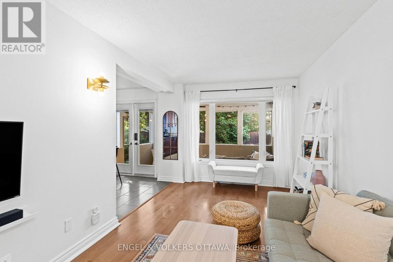 28507549/68-thornbury-crescent/centrepointe/ottawa/ontario/K2G6C4_7