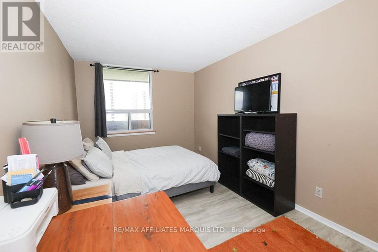 28391396/904-900-dynes-road/carleton-square/ottawa/ontario/K2C3L6_14