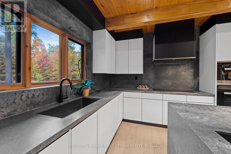 28975312/9-lucas-lane/remainder-of-stittsville-area/ottawa/ontario/K2S1S5_17