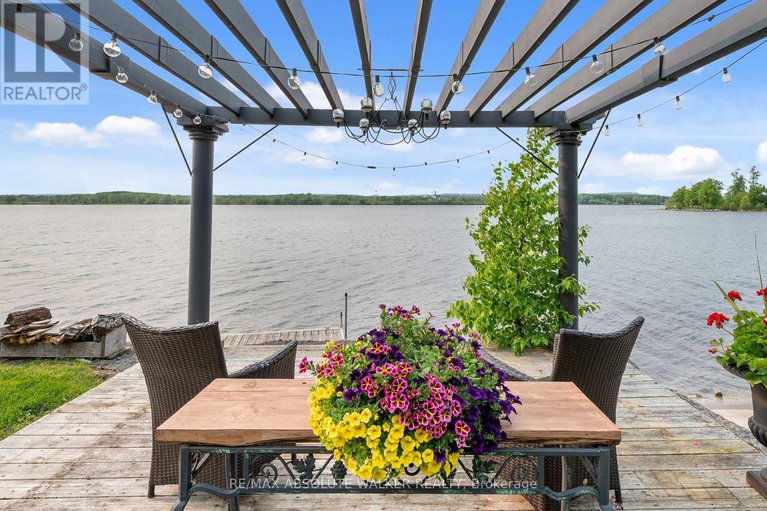28429151/14-478-wilson-road/clarencerockland-twp/clarence-rockland/ontario/K4K1K7_38