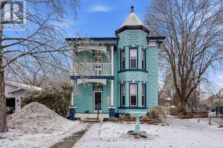 29479728/132-high-street/vankleek-hill/champlain/ontario/K0B1R0_1