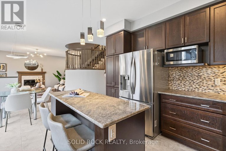 28886960/520-elm-park-avenue/longfields/ottawa/ontario/K2J5X9_16