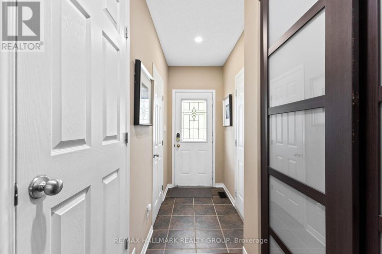 29392389/404-wisteria-crescent/riverside-south/ottawa/ontario/K1V0P1_5