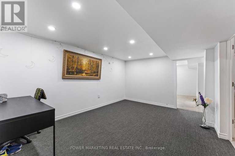 28634467/935-goren-avenue/elmvale-acresurbandale/ottawa/ontario/K1S1N4_14