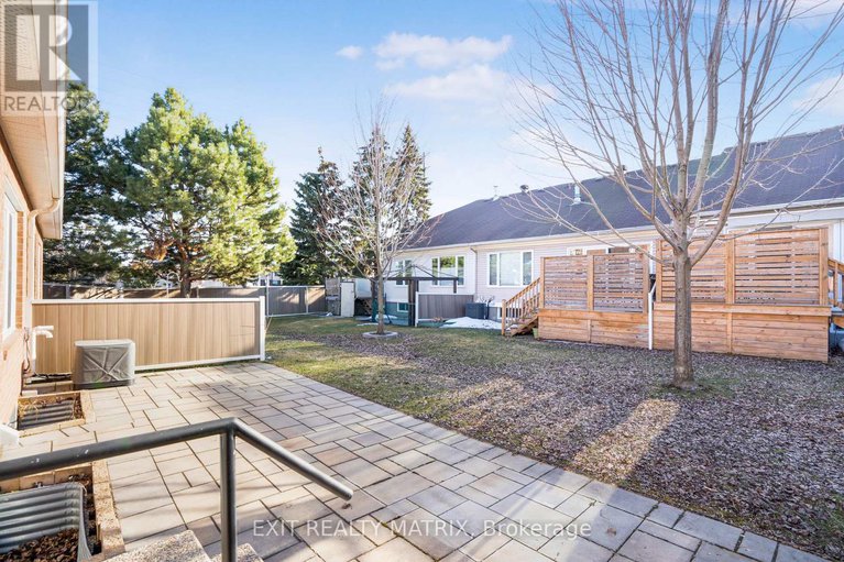 28129877/1241-foxborough-private/beaconwood/ottawa/ontario/K1J1E2_29
