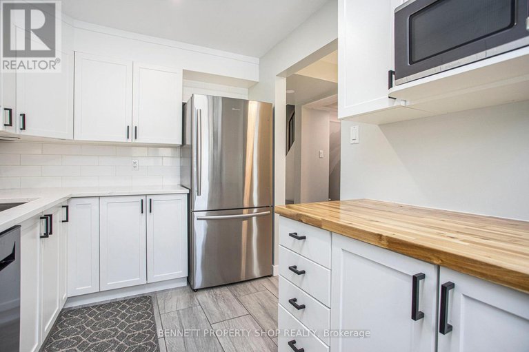 28865552/77-1642-du-sommet-place/chateauneuf/ottawa/ontario/K1C4Y9_10