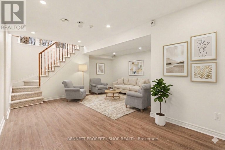 29616834/204-talltree-crescent/stittsville-central/ottawa/ontario/K2S0A9_13