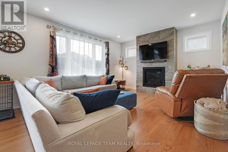 28515147/608-enclave-lane/town-of-rockland/clarence-rockland/ontario/K4K0M8_16