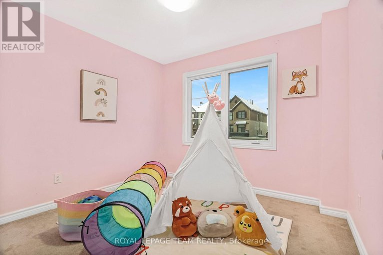 29438104/918-kilbirnie-drive/half-moon-bay/ottawa/ontario/K2J6G2_22