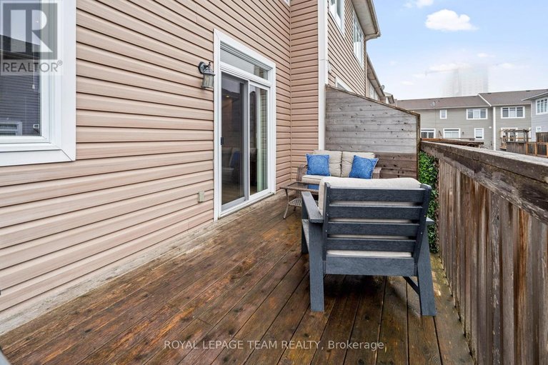 29627469/173-west-village-private/westboro-south/ottawa/ontario/K1Z1E1_18