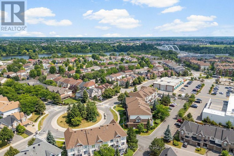 28660133/282-cresthaven-drive/barrhaven-east/ottawa/ontario/K2G6W4_2