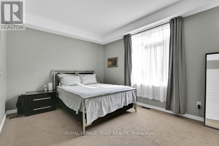 28681481/604-brian-good-avenue/riverside-southgloucester-glen/ottawa/ontario/K4M0G7_19