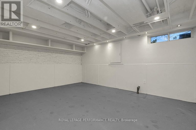 29066591/741-eastvale-drive/beacon-hill-north/ottawa/ontario/K1J6Z8_29