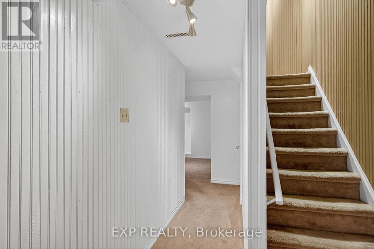 29054147/109-theresa-private/heron-gateindustrial-park/ottawa/ontario/K1V0E7_30