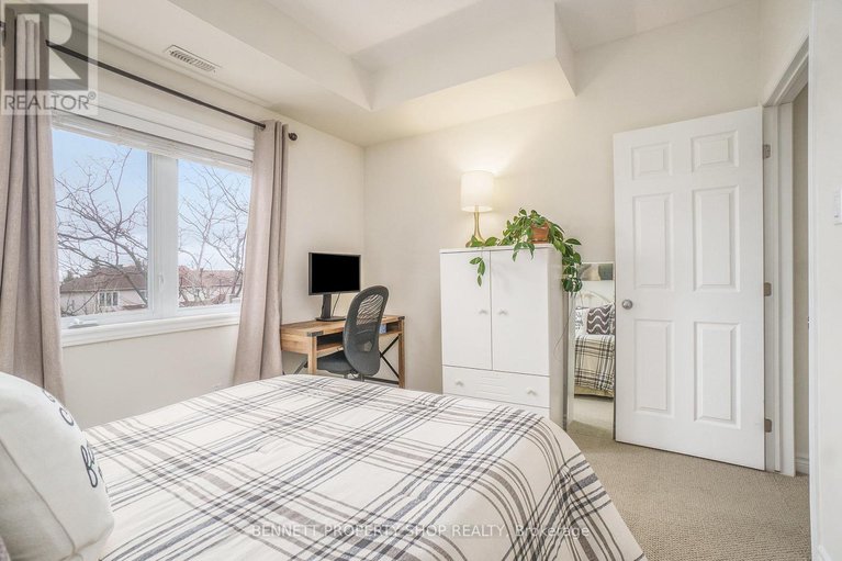 28526272/f-99-crestway-drive/barrhaven-east/ottawa/ontario/K2G7C6_12