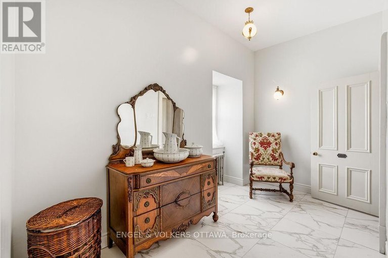 29565530/382-mcgill-street/hawkesbury/hawkesbury/ontario/K6A1R2_30