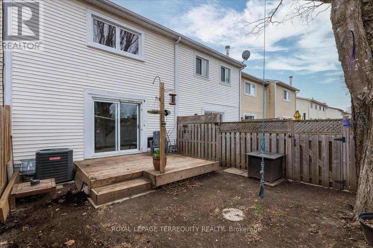 28207825/59-sunridge-lane/on-the-green/ottawa/ontario/K2J2N9_15