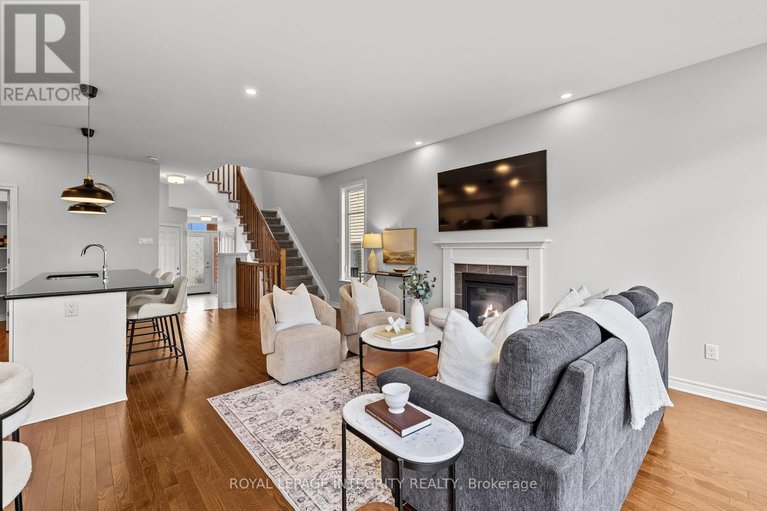 28798693/98-jardiniere-street/remainder-of-stittsville-area/ottawa/ontario/K2S2K2_9