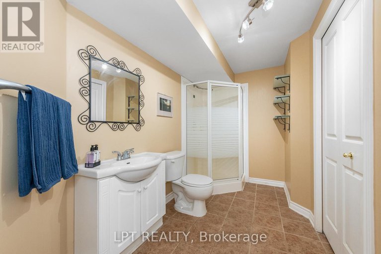 29069882/5440-wadell-court/manotick-village-manotick-estates/ottawa/ontario/K4M1L3_32