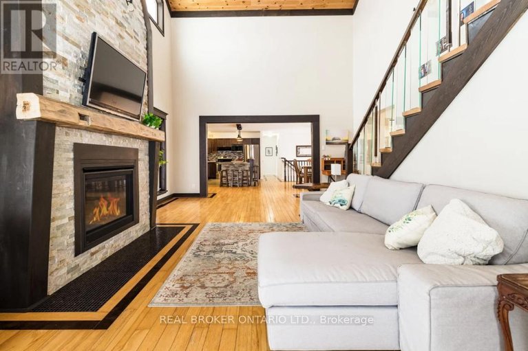 29602839/1916-drummond-concession-7-road/drummond-n-elmsley-drummond-twp/drummondnorth-elmsley/ontario/K7H3C6_13