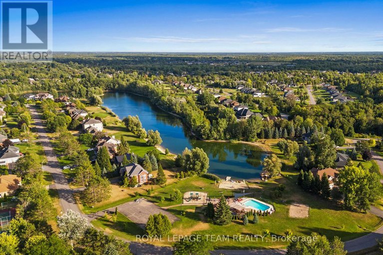 28816789/6825-sunset-boulevard/greely/ottawa/ontario/K4P1M6_43