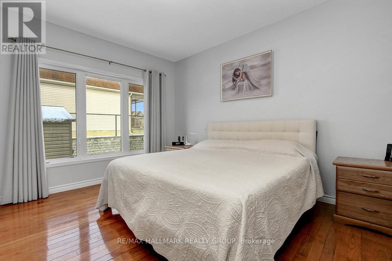 28826972/343-quartz-avenue/town-of-rockland/clarence-rockland/ontario/K4K0A2_22