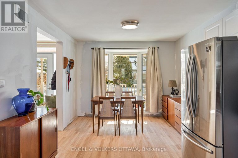 29400197/99-glynn-avenue/overbrook/ottawa/ontario/K1K1S7_8