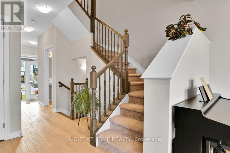 28304086/166-gardenpost-terrace/avalon-west/ottawa/ontario/K4A5G8_12