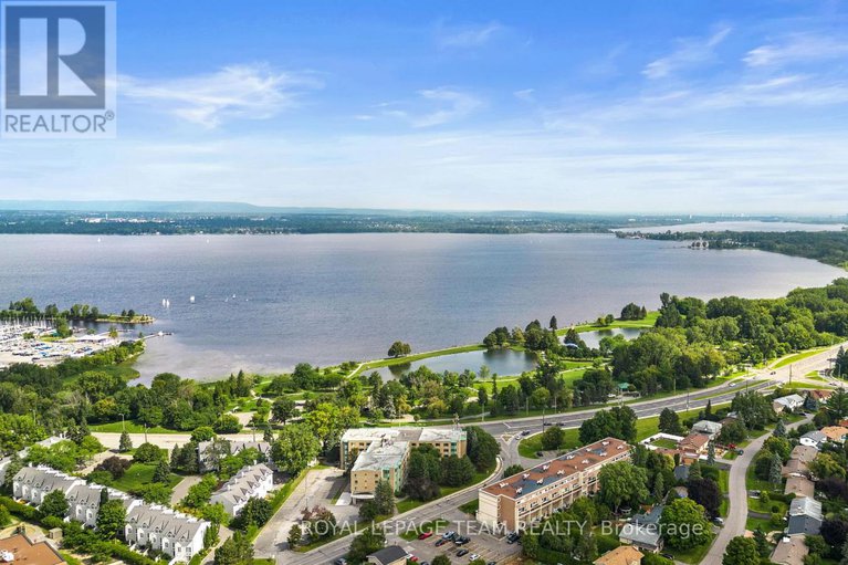 28613036/109-12-corkstown-road/lakeview-park/ottawa/ontario/K2H5B3_32