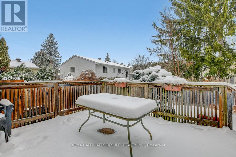 29048686/68-pheasant-run-drive/pheasant-run/ottawa/ontario/K2J2R4_38