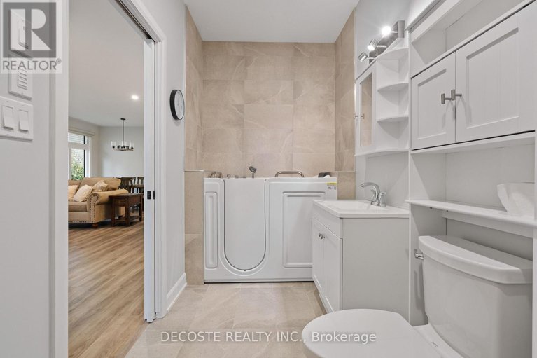 29453082/14-elgin-street-w/alexandria/north-glengarry/ontario/K0C1A0_21