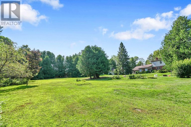 28745996/2928-burnstown-road/horton-twp/horton/ontario/K7V3Z4_34