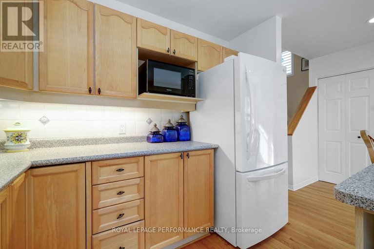 29081363/169-arcola-private/overbrookcastle-heights/ottawa/ontario/K1K4W9_20