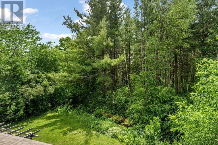 28556147/4-1-timberview-way/westcliffe-estates/ottawa/ontario/K2H9M7_22