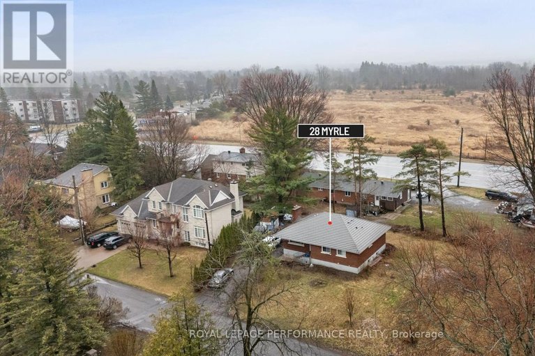 29614137/28-myrle-avenue/crystal-bayrocky-point/ottawa/ontario/K2H8E6_2