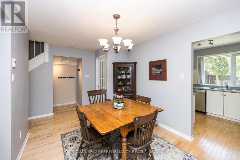 28471884/49-reaney-court/beaverbrook/ottawa/ontario/K2K1W7_16