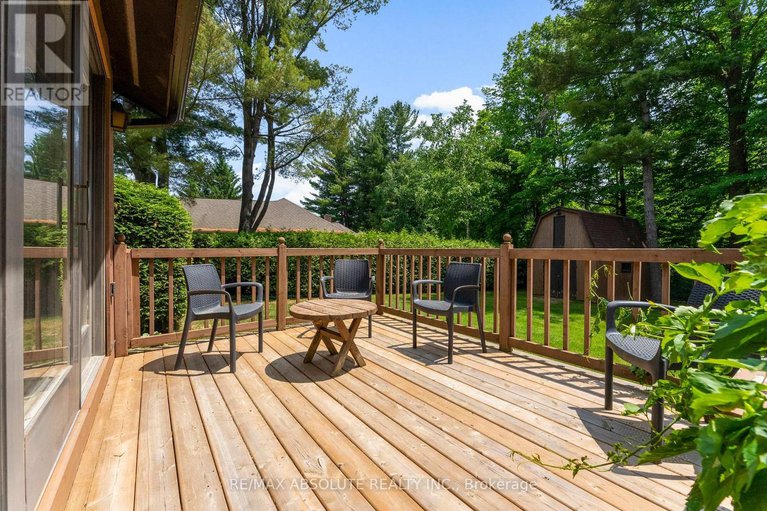 28191817/33-old-orchard-lane/mcnabbraeside-twps/mcnabbraeside/ontario/K7S3T3_39