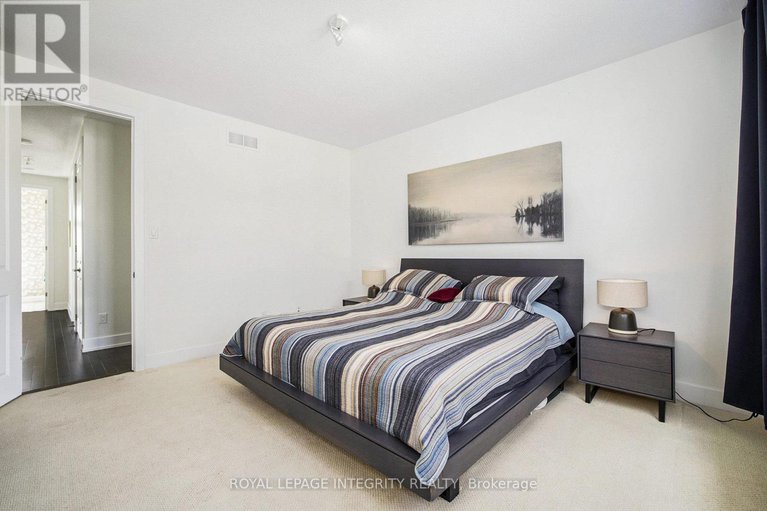 28777177/285-meadowbreeze-drive/emerald-meadowstrailwest/ottawa/ontario/K2M3A6_19