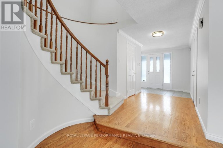 29096024/41-saddle-crescent/hunt-club-park/ottawa/ontario/K1G5L4_7