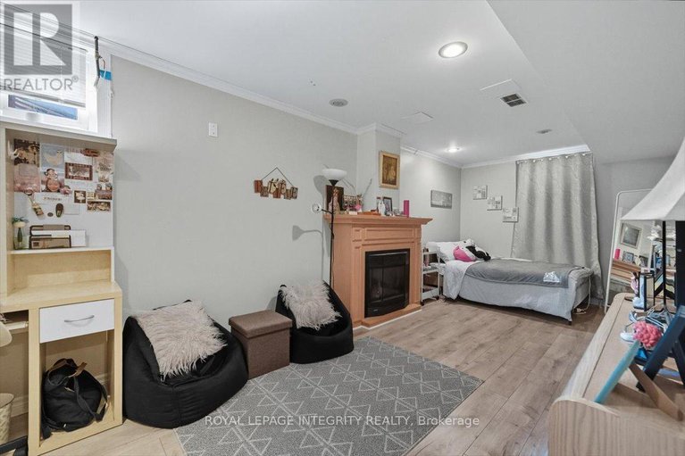 28877038/1293-maitland-avenue/copeland-park/ottawa/ontario/K2C2C4_22
