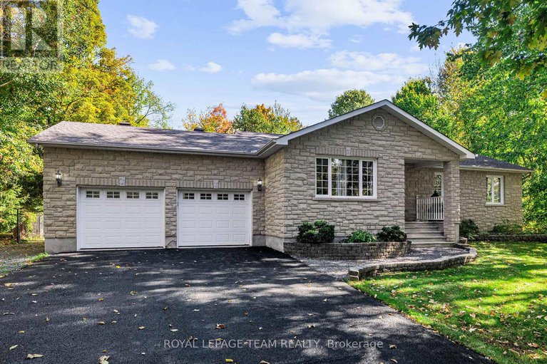 28943379/3309-wild-cherry-drive/osgoode/ottawa/ontario/K0A2W0_2