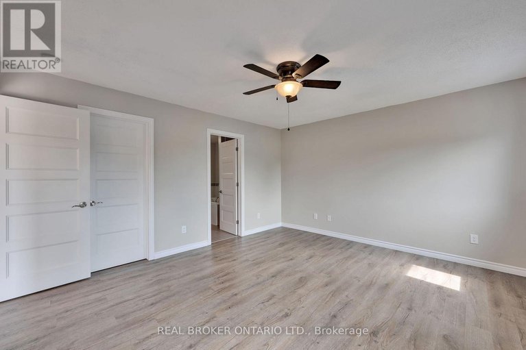 28835810/12-abbey-crescent/village-of-russell/russell/ontario/K4R0B5_16