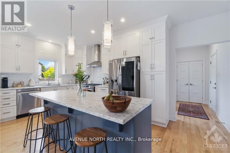 29426381/580-strasbourg-street/embrun/russell/ontario/K0A1W0_17