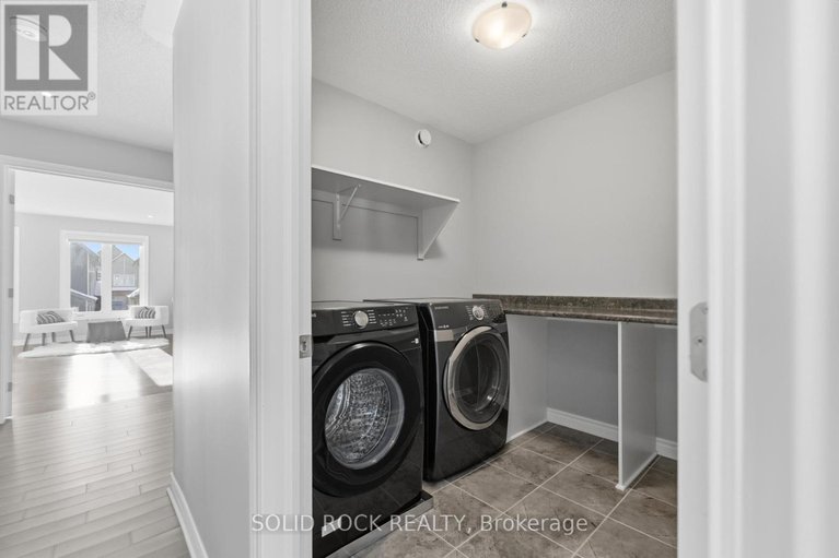 29353005/520-elm-park-avenue/longfields/ottawa/ontario/K2J5X9_34