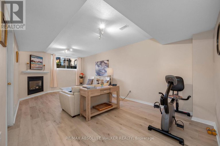 28954539/607-aquaview-drive/avalon-east/ottawa/ontario/K4A4W1_23