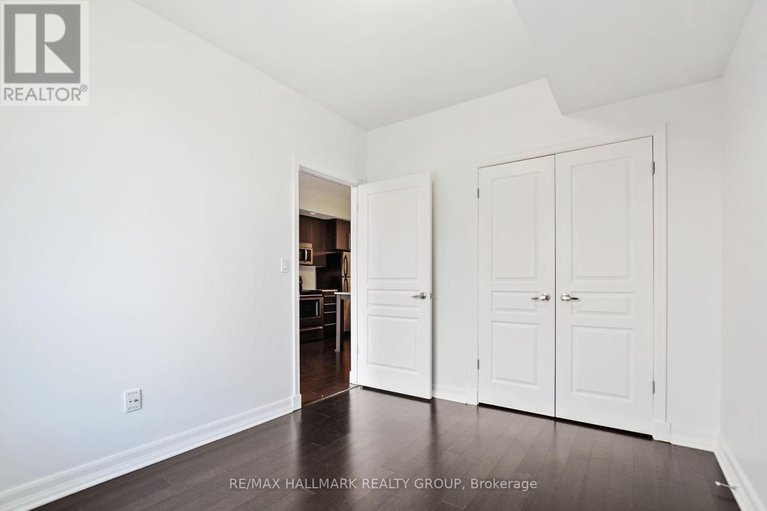 29513773/814-238-besserer-street/sandy-hill/ottawa/ontario/K1N6B1_22