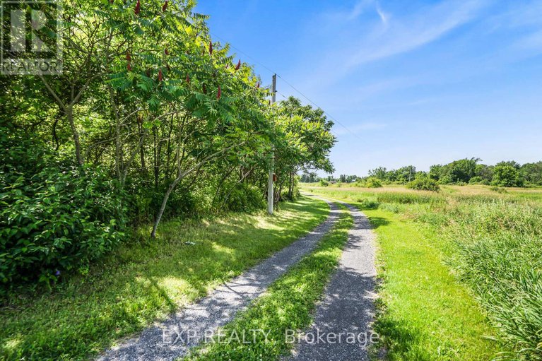 29061899/20612-laggan-glenelg-road/north-glengarry-kenyon-twp/north-glengarry/ontario/K0B1E0_33
