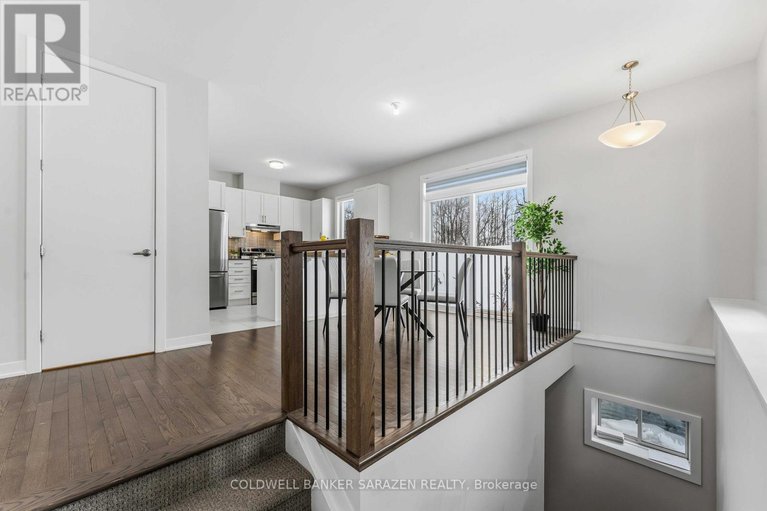 29275906/412-appalachian-circle/half-moon-bay/ottawa/ontario/K2J6X4_6